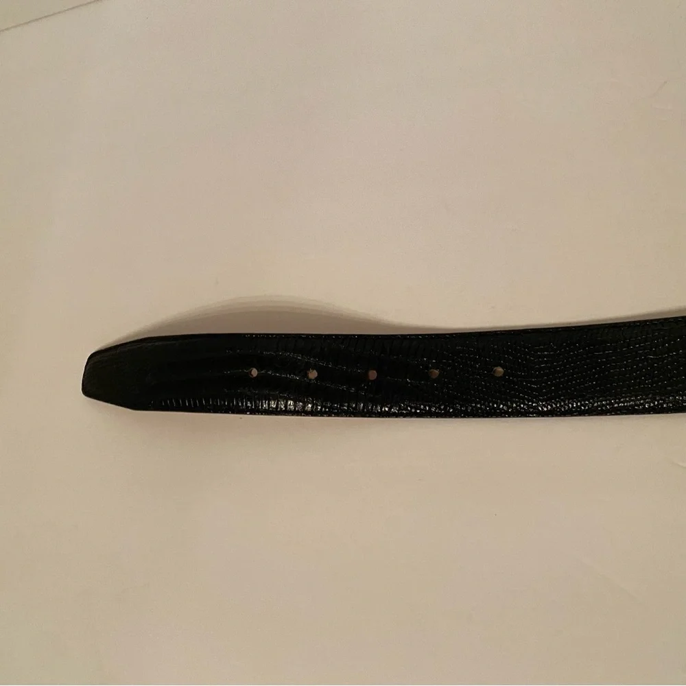SAKS FIFTH AVENUE BELT HANDMADE ITALY BLACK LEATHER TEXTURED SILVER BUCKLE 38
